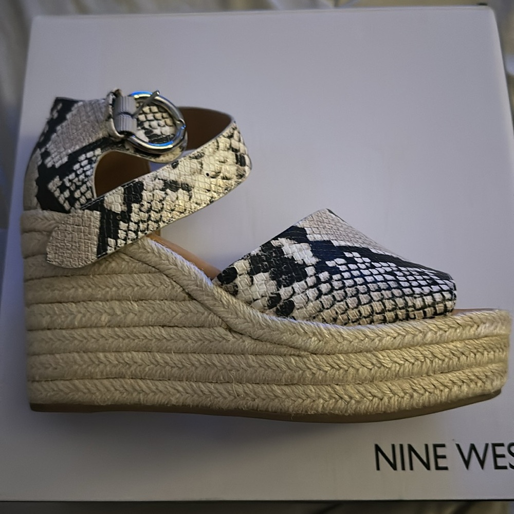 Snake Skin Pattern Wedge - image 2
